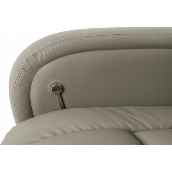 Massagefåtölj i beige PVC med fjärrkontroll Massagefåtölj i beige PVC med fjärrkontroll