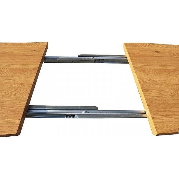 Fresno matbord 150-210 cm - Ek/svart Fresno matbord 150-210 cm - Ek/svart