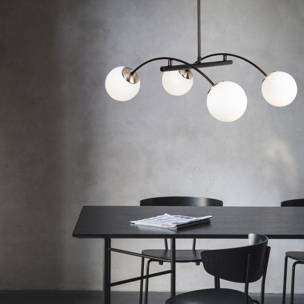Hillevi taklampa 3811 - Svart/vit Hillevi taklampa 3811 - Svart/vit