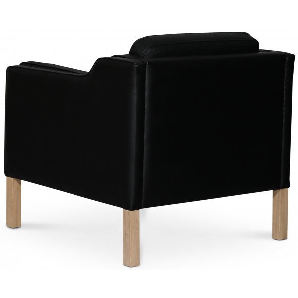 Salvatore läderfåtölj i svart läder Salvatore läderfåtölj i svart läder