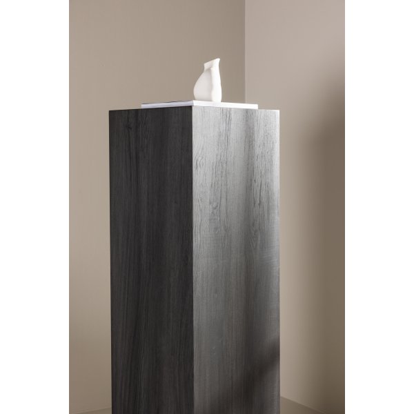Ramsvik sidobord 40 x 40 x 130 cm - Svart Ramsvik sidobord 40 x 40 x 130 cm - Svart