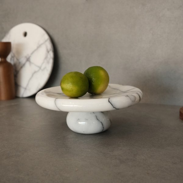 Kakfat i vit marmor från Sicilien Kakfat i vit marmor från Sicilien