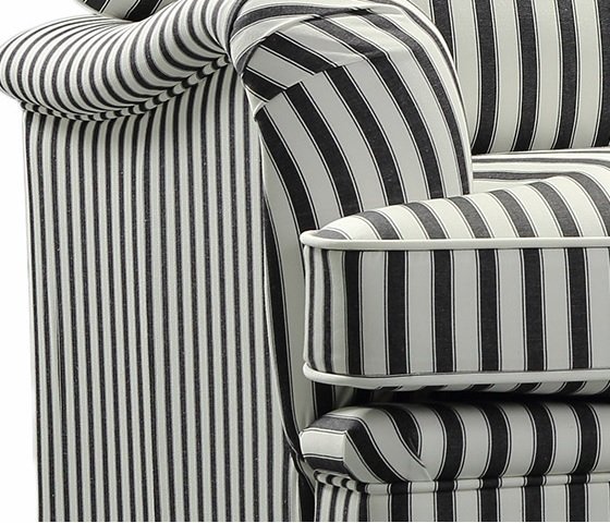 Howard Deluxe F�t�lj - Randig Svart/Vit