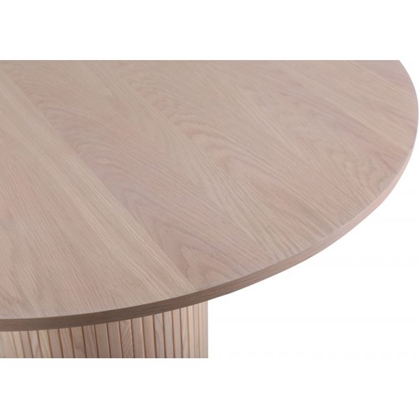 Nivå runt matbord i whitewash - runt bord Ø110 cm Nivå runt matbord i whitewash - runt bord Ø110 cm