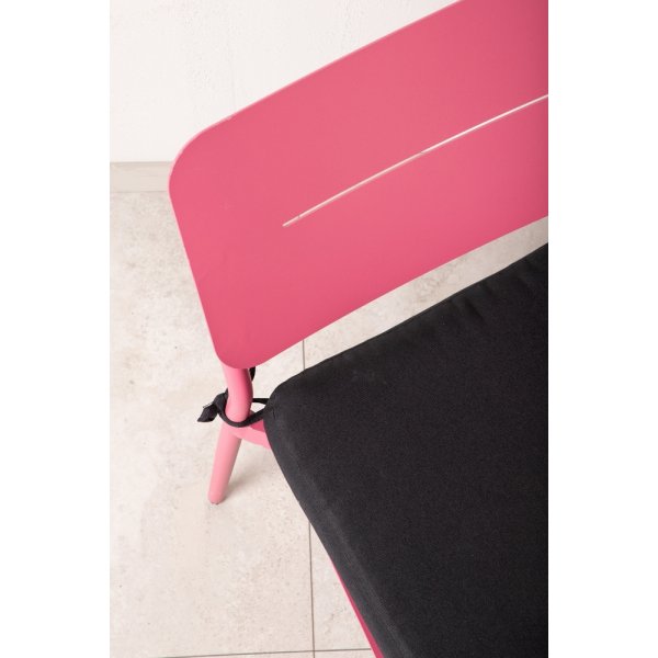 Lina fåtölj - Svart/Rosa Lina fåtölj - Svart/Rosa