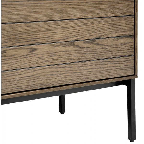 Inez tv-bänk i brunoljad ek - Bredd 180 cm Inez tv-bänk i brunoljad ek - Bredd 180 cm