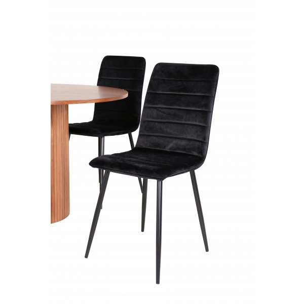 Bianca Matgrupp runt valn�t matbord med 4 st Windu Lyx svart stolar