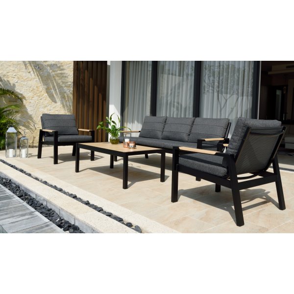 Panama Soffgrupp med bord (3+1+1+bord) - Svart / Trä look Panama Soffgrupp med bord (3+1+1+bord) - Svart / Trä look