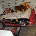 Grabben blev helnöjd med sin nya säng :-) Vaper barnsäng - 90x200 cm