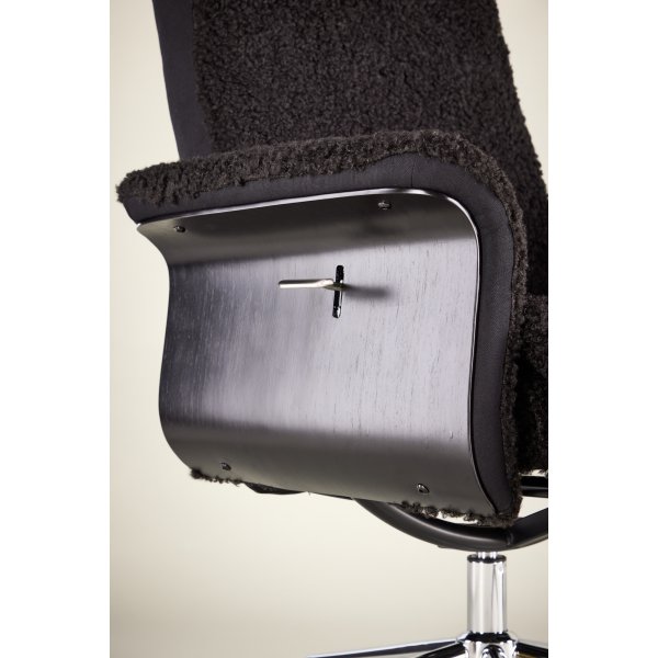 Reclinerfåtölj med fotpall Svart / Krom - Hagön + Textilrengöring för möbler Reclinerfåtölj med fotpall Svart / Krom - Hagön + Textilrengöring för möbler