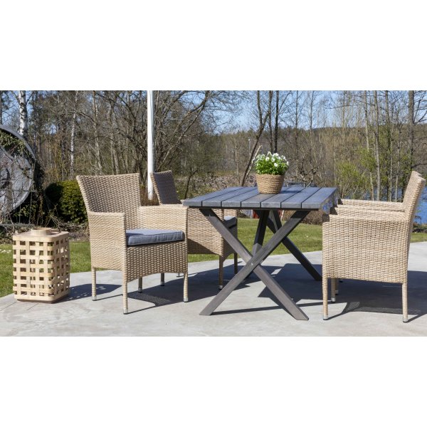 Scottsdale utematgrupp med 4 st f�t�ljer och matbord 150 cm - Natur