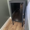 Kundbild Revel sängbord högt med dörr Vänster - Mässing / Svart: Över förväntan, riktigt bra...
