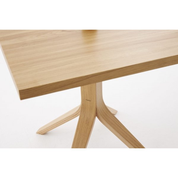 Hey matbord 80 x 80 cm - Valfri färg Hey matbord 80 x 80 cm - Valfri färg